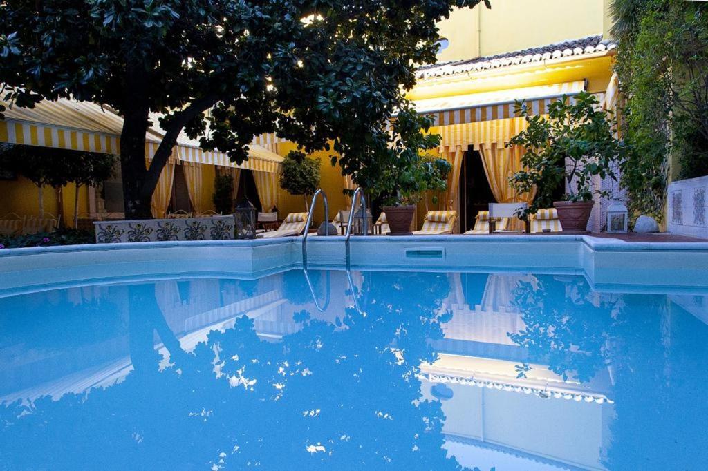 Palazzo Cherubini-Pools & Wellness 罗萨诺 外观 照片