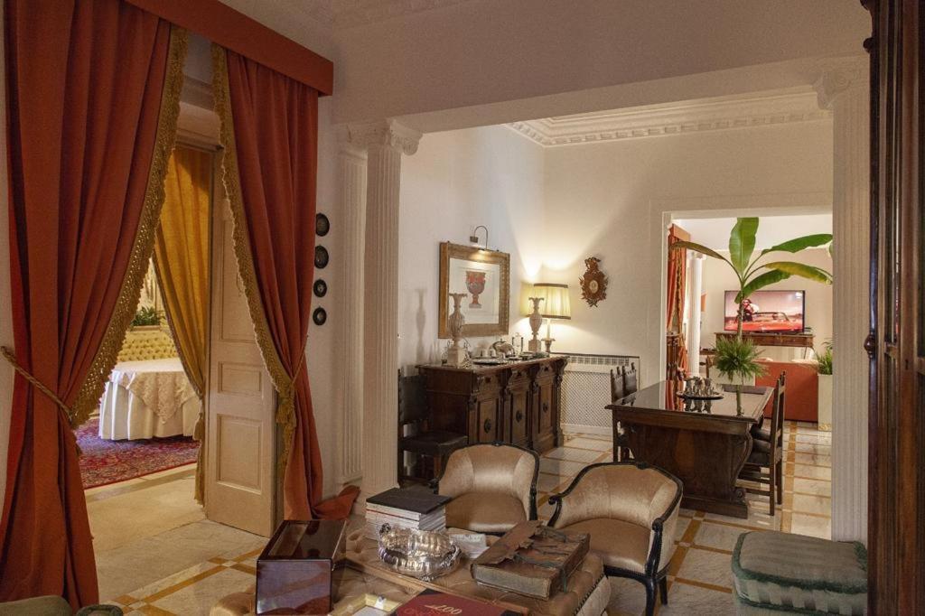 Palazzo Cherubini-Pools & Wellness 罗萨诺 外观 照片