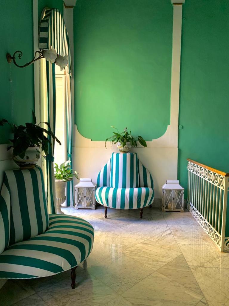 Palazzo Cherubini-Pools & Wellness 罗萨诺 外观 照片