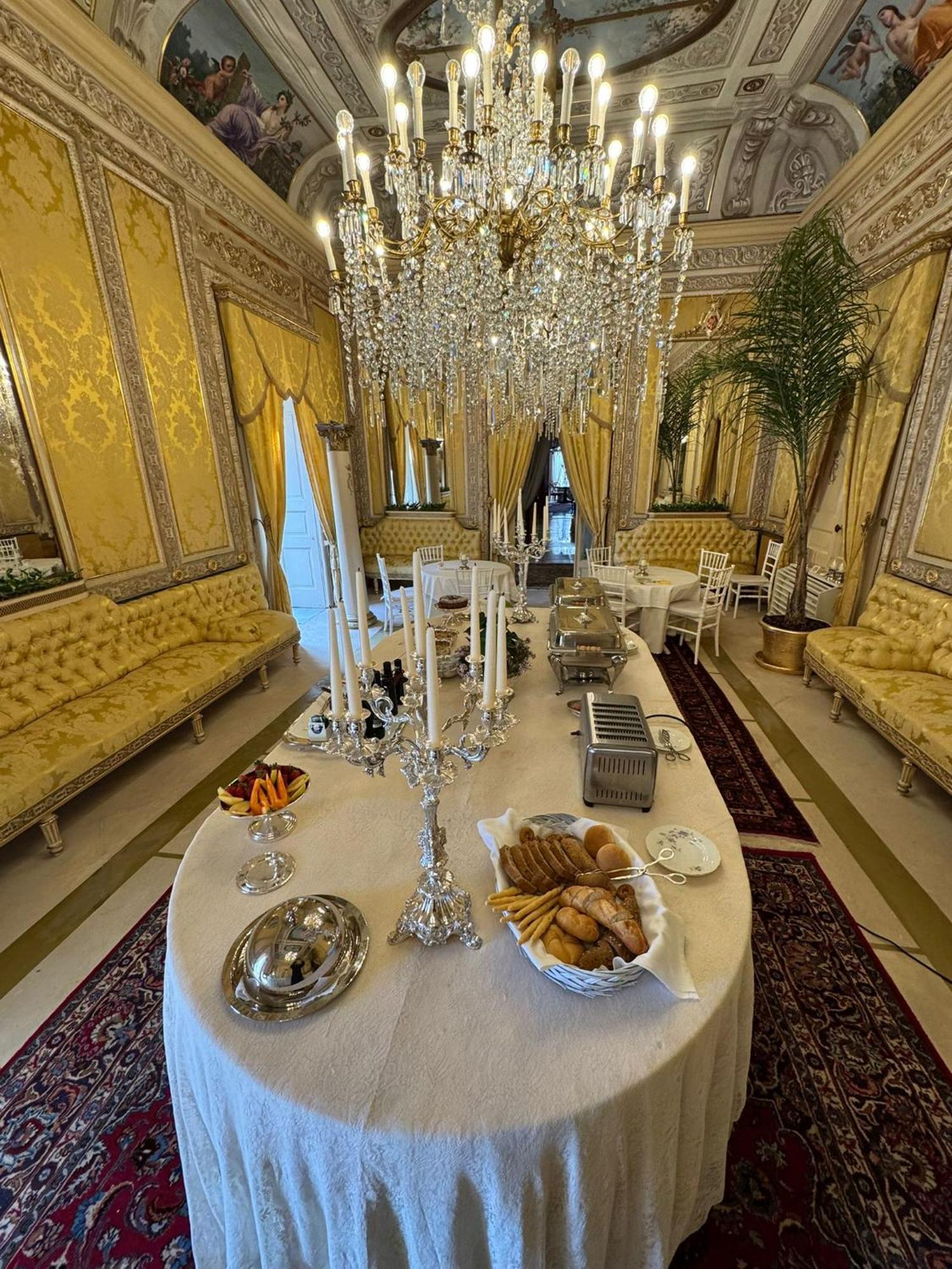 Palazzo Cherubini-Pools & Wellness 罗萨诺 外观 照片